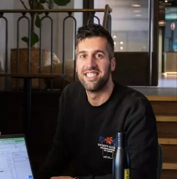 Robin, Product Marketeer